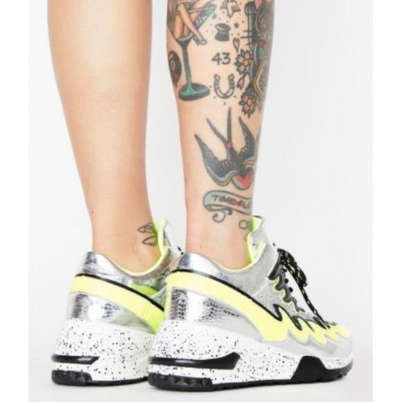 Vicious Heeled Fashion Sneakers in Silver & Lime - Picture 8 of 9